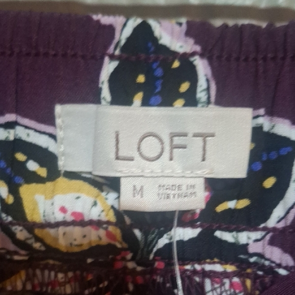 NEW.LOFT Women' Floral Midi Skirt in Purple and Cream Size M - Picture 4 of 10